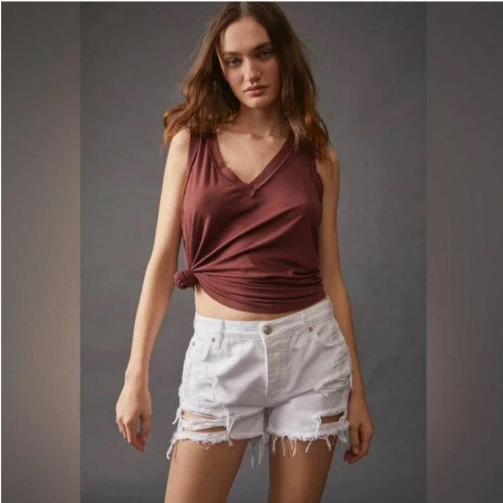 We The Free People Maggie Distressed High Low Raw‎ Hem Cutoff Shorts White Sz 28